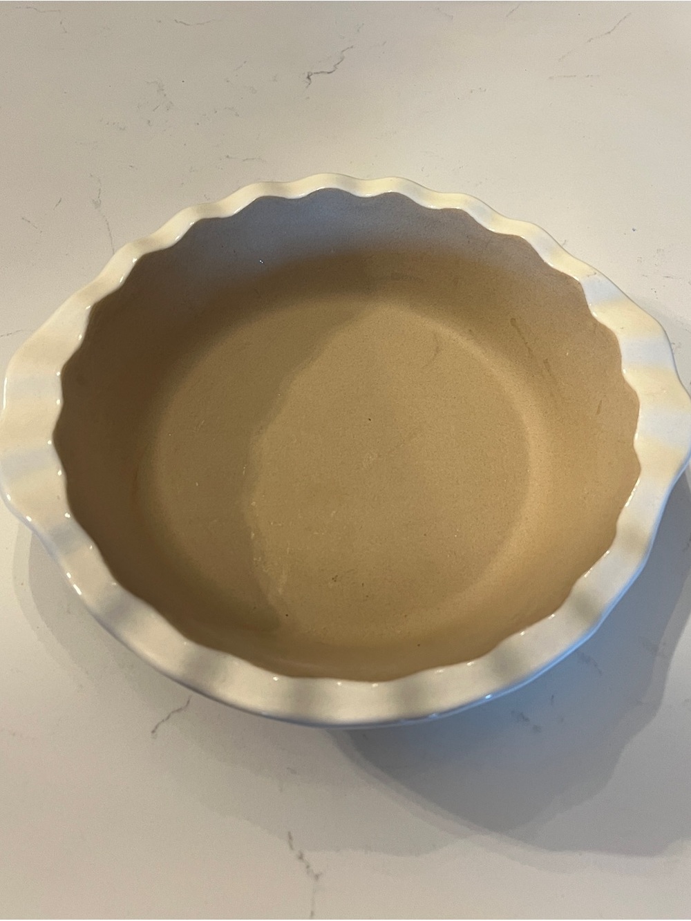 Pampered chef family heritage stoneware Pie Dish in Cream - Classic Bakeware